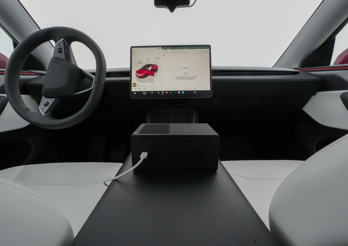 Tesla Android (2nd generation)
